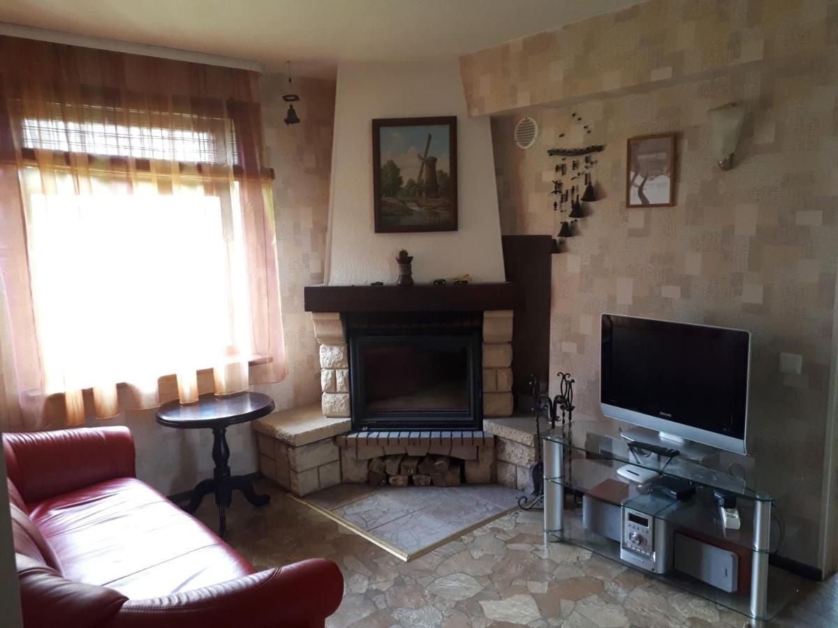Viesu Maja "Osmany" Otel Dvarci Dış mekan fotoğraf